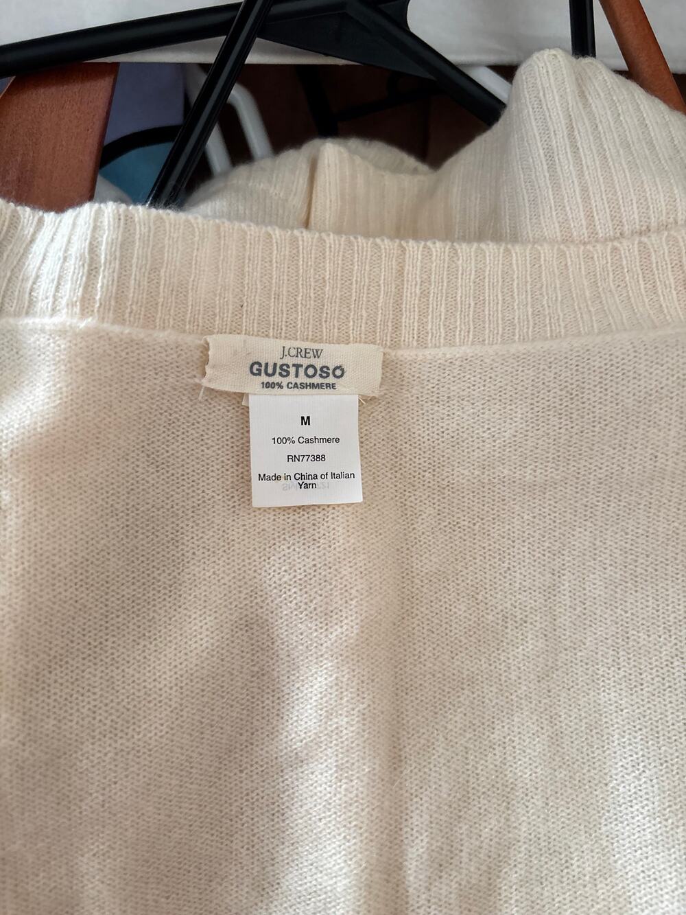 J.Crew Gustoso 100% Cashmere V Neck Sweater Women’s Medium Ivory Cream - Picture 1 of 5